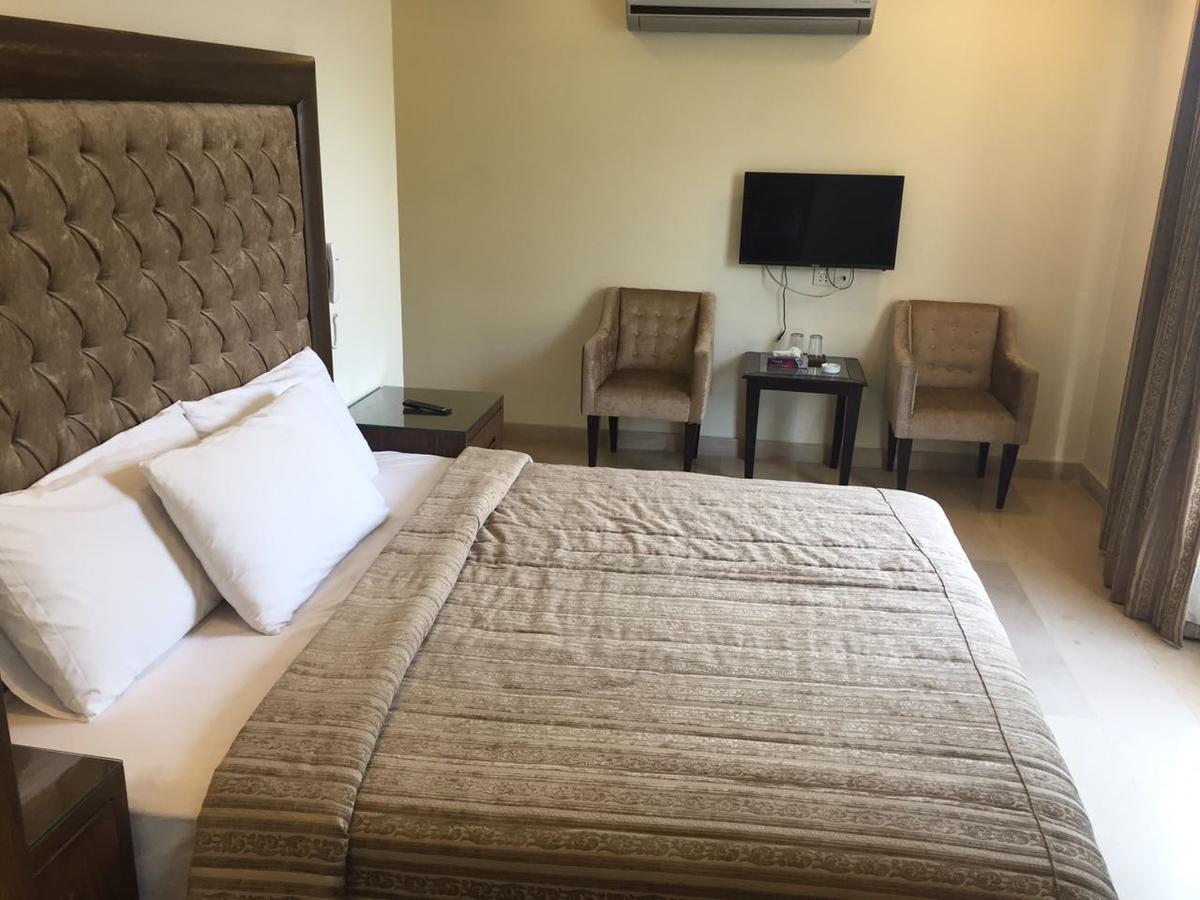 City View Hotel & Restaurant Lahaur Zewnętrze zdjęcie